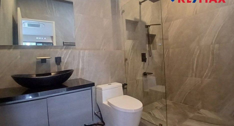 For sale 3 bedrooms house in Bang Lamung, Chonburi