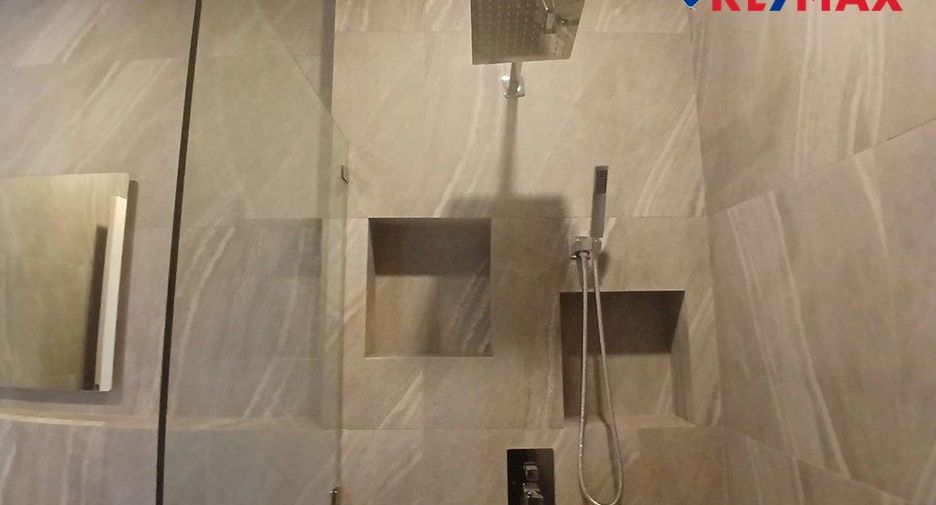 For sale 3 bedrooms house in Bang Lamung, Chonburi