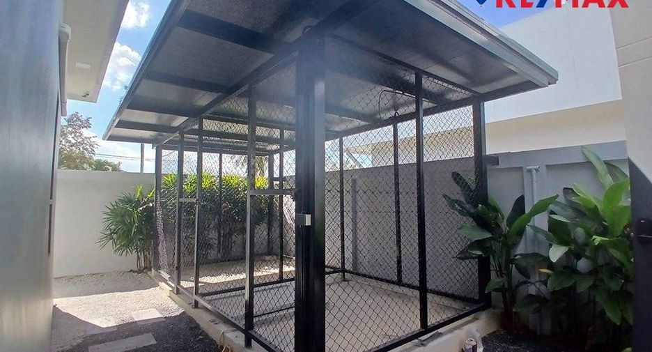 For sale 3 bedrooms house in Bang Lamung, Chonburi