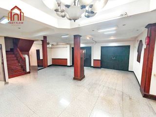For sale 5 bedrooms townhouse in Bang Sue, Bangkok