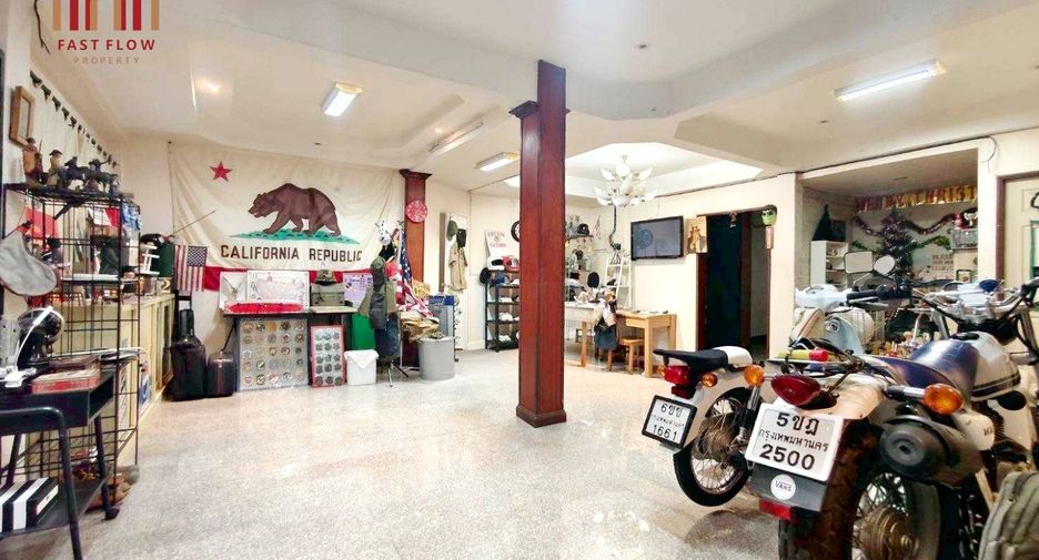 Casa adosada en venta de 5 habitaciones en Bang Sue, Bangkok