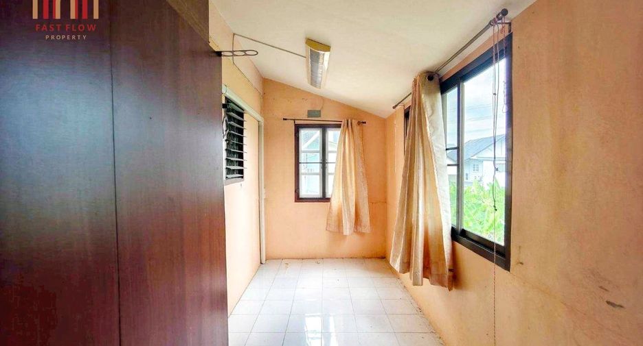 Casa adosada en venta de 5 habitaciones en Bang Sue, Bangkok