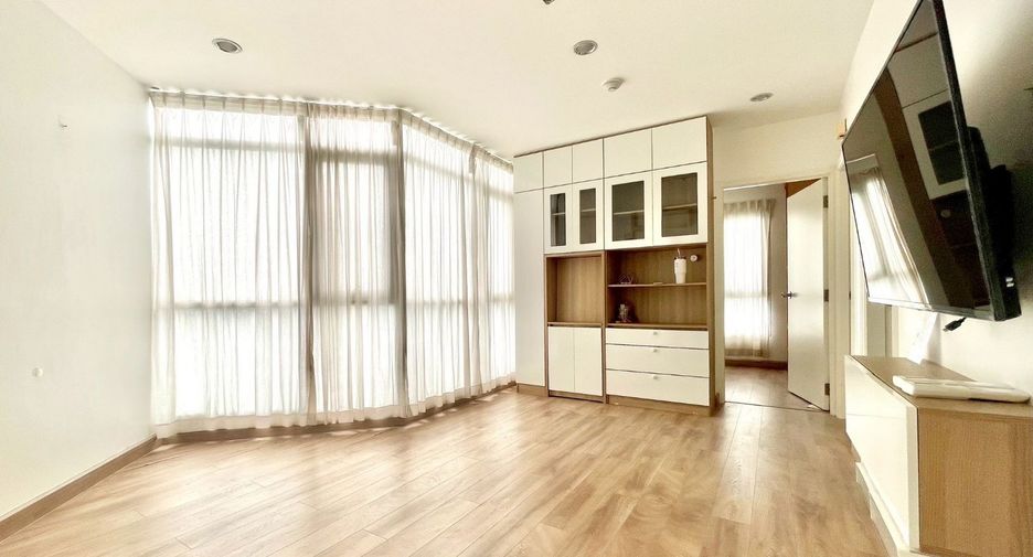Condo en venta de 2 habitaciones en Yan Nawa, Bangkok