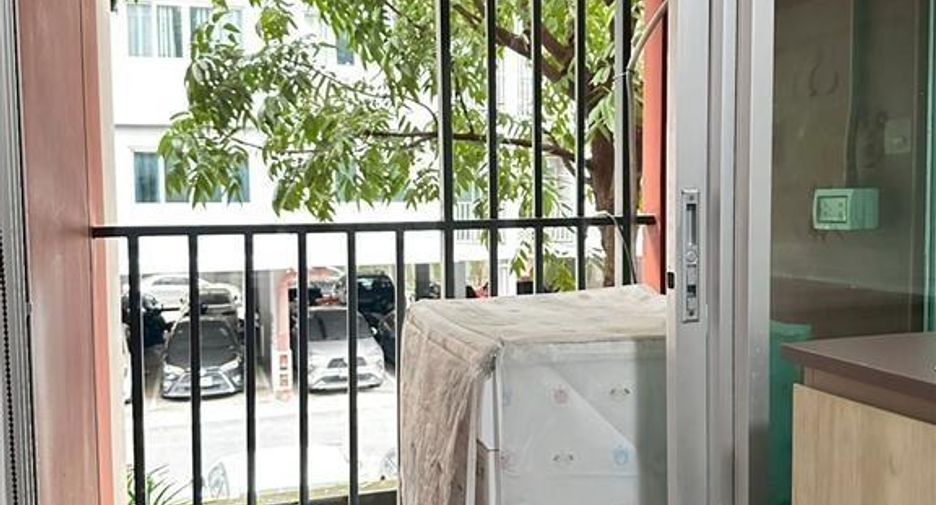 For sale 1 bed condo in Bang Khen, Bangkok
