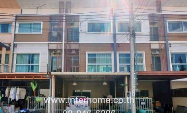 For sale 4 bedrooms townhouse in Suan Luang, Bangkok