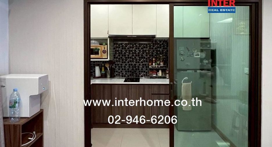 Casa adosada en venta de 4 habitaciones en Suan Luang, Bangkok