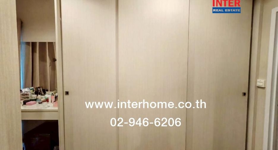 Casa adosada en venta de 4 habitaciones en Suan Luang, Bangkok