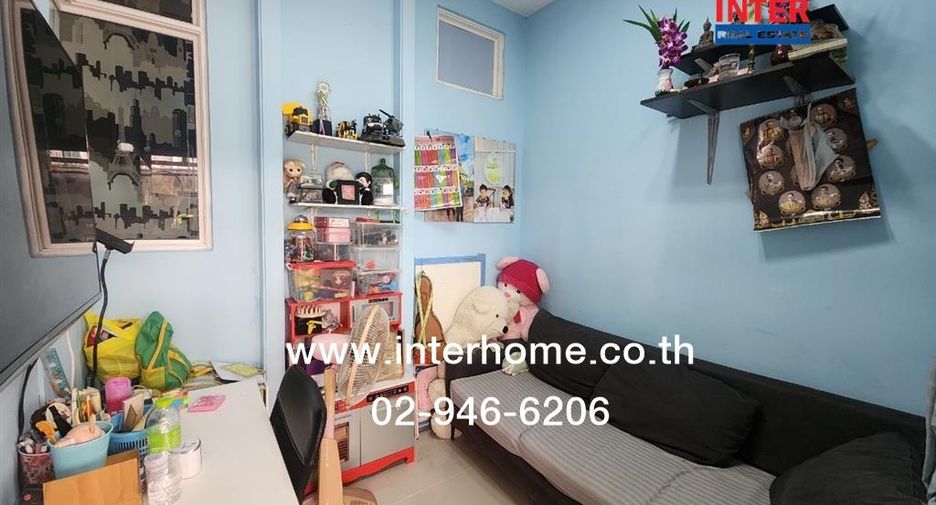 Reihenhaus zum Kauf mit 4 Zimmer in Rat Burana, Bangkok