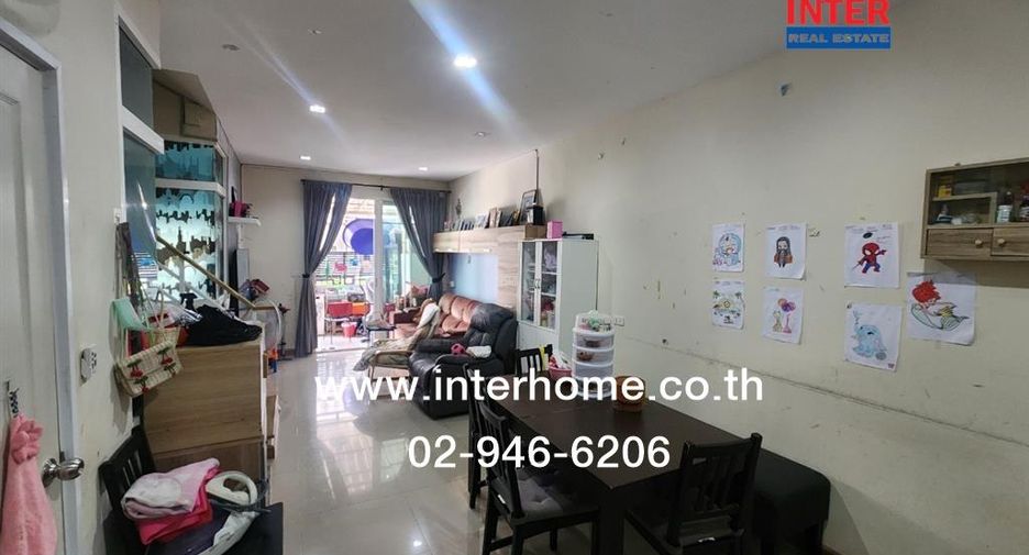 Reihenhaus zum Kauf mit 4 Zimmer in Rat Burana, Bangkok