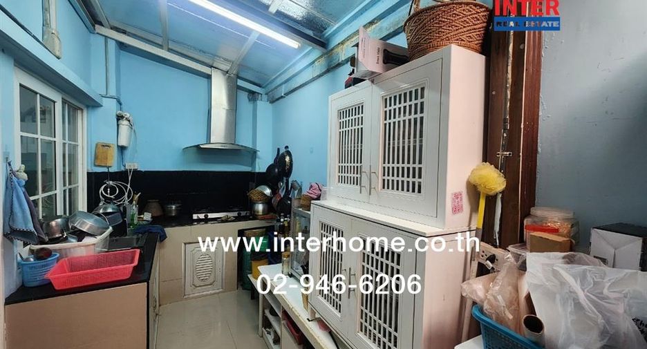 Reihenhaus zum Kauf mit 4 Zimmer in Rat Burana, Bangkok