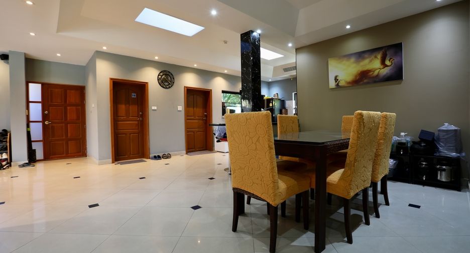 À vendre 3 chambres maison à Jomtien, Pattaya