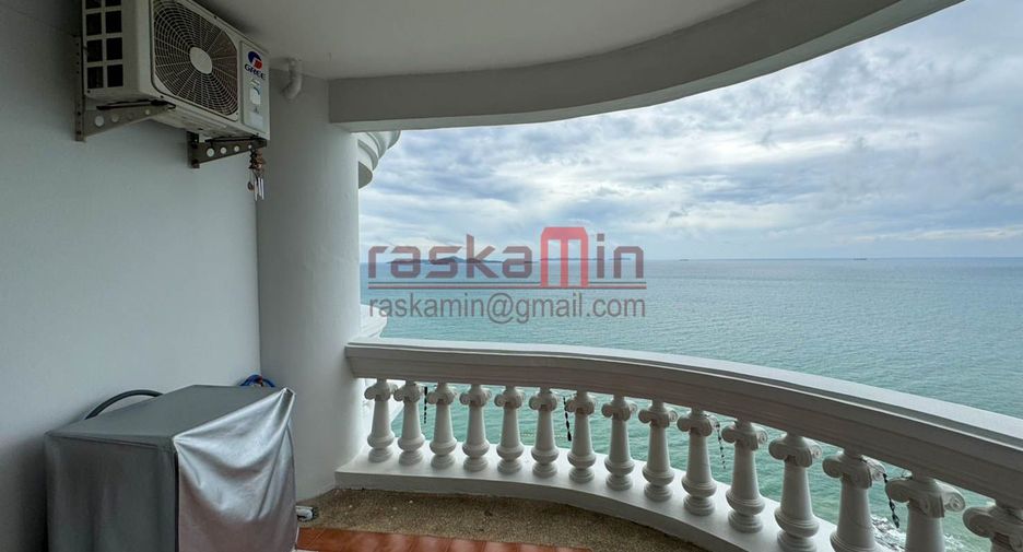 For rent 3 bedrooms condo in Bang Lamung, Chonburi