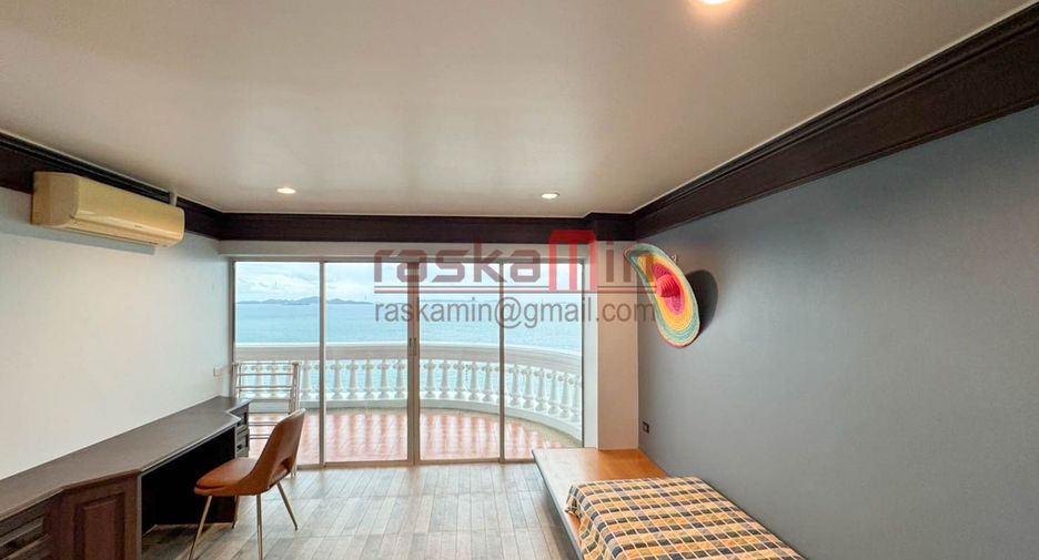 For rent 3 bedrooms condo in Bang Lamung, Chonburi