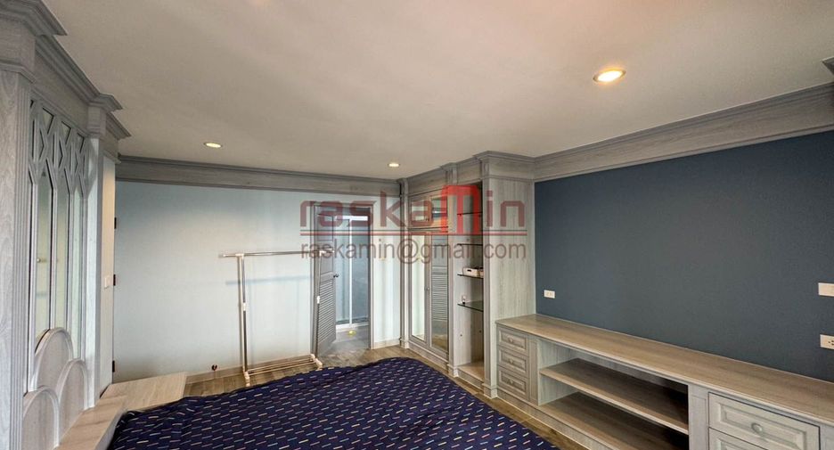 For rent 3 bedrooms condo in Bang Lamung, Chonburi