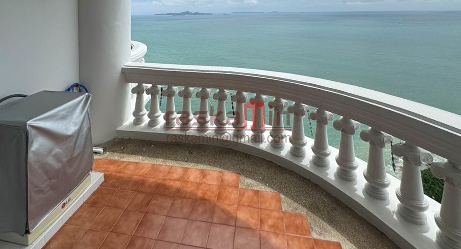 For rent 3 bedrooms condo in Bang Lamung, Chonburi