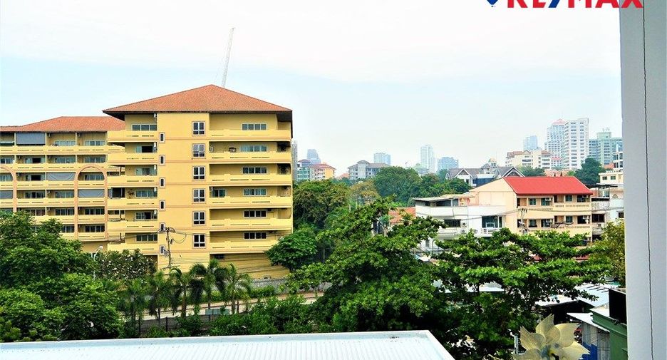 For sale 1 bed condo in Pratumnak, Pattaya