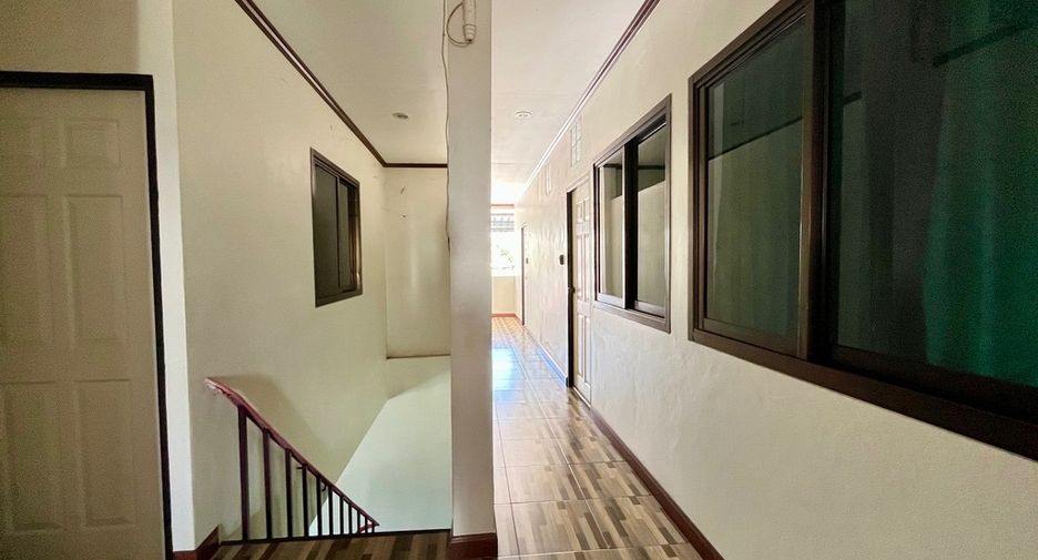 For sale 20 bedrooms retail Space in Mueang Krabi, Krabi
