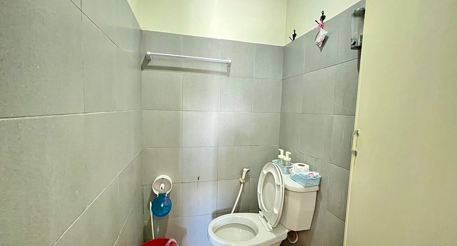 For sale 20 bedrooms retail Space in Mueang Krabi, Krabi