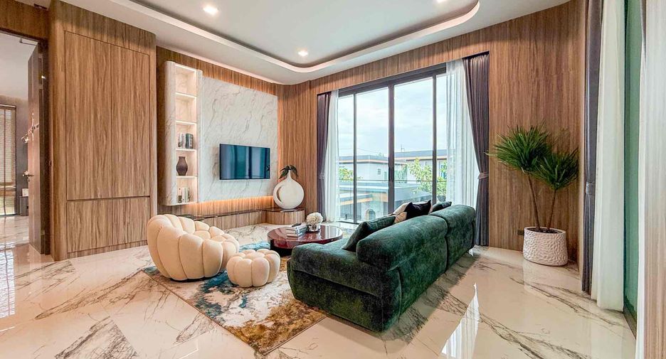 For sale 4 bedrooms house in East Pattaya, Pattaya