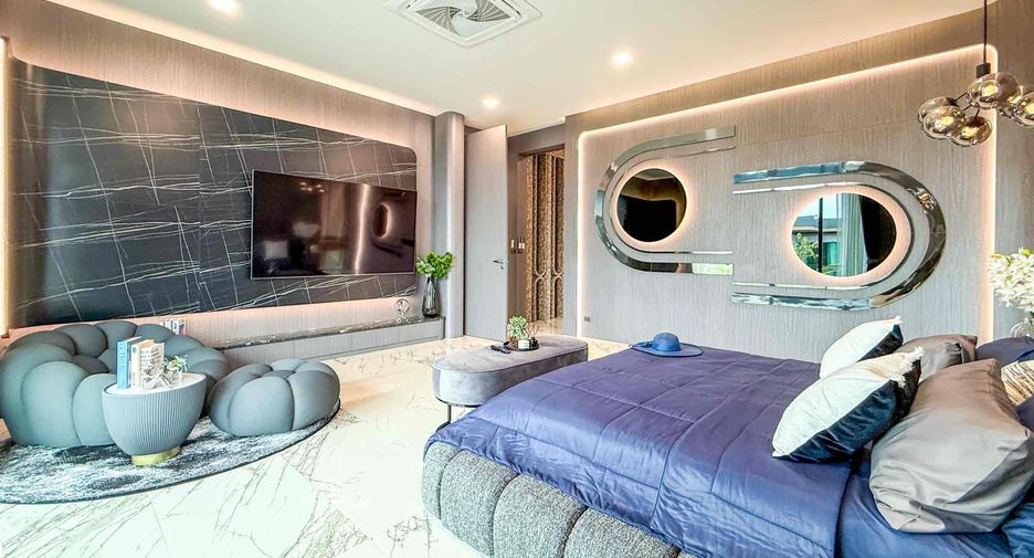 For sale 4 bedrooms house in East Pattaya, Pattaya