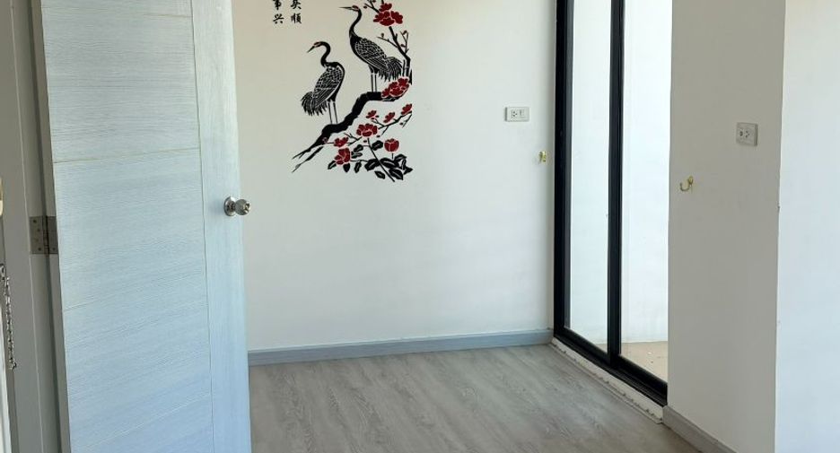 For sale 3 bedrooms townhouse in Sai Mai, Bangkok