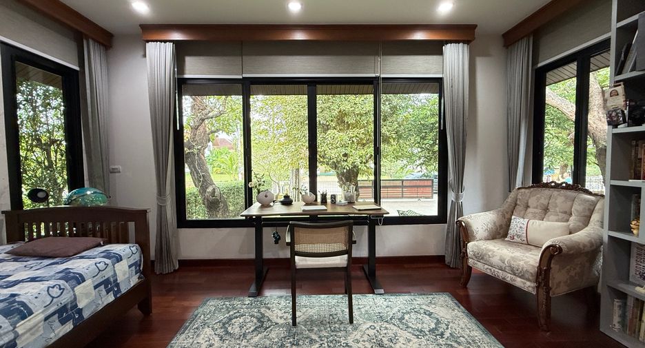 Haus zum Kauf mit 4 Zimmer in San Kamphaeng, Chiang Mai