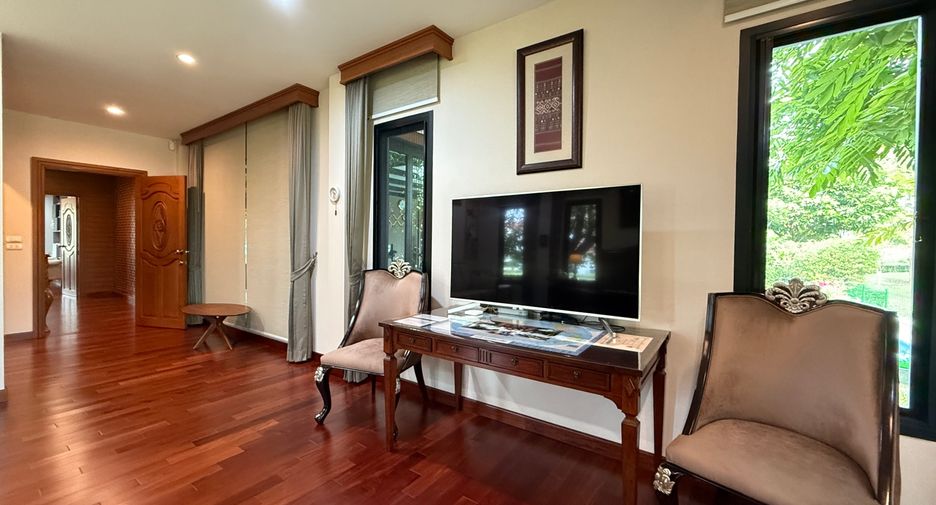 Haus zum Kauf mit 4 Zimmer in San Kamphaeng, Chiang Mai