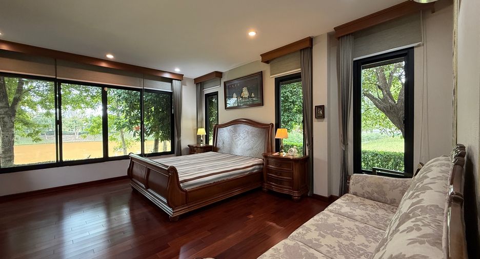 Haus zum Kauf mit 4 Zimmer in San Kamphaeng, Chiang Mai