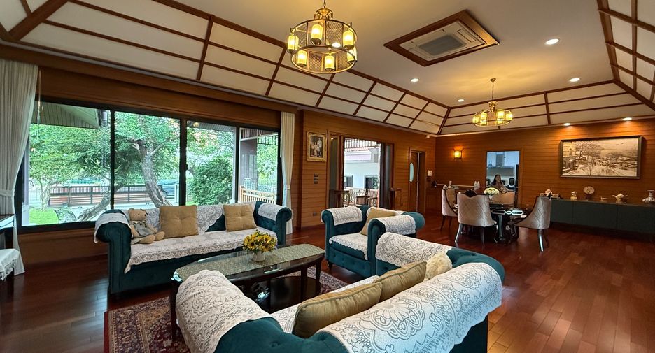 Haus zum Kauf mit 4 Zimmer in San Kamphaeng, Chiang Mai