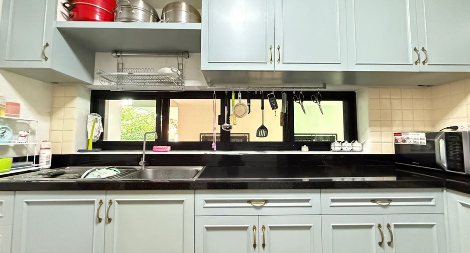 Haus zum Kauf mit 4 Zimmer in San Kamphaeng, Chiang Mai