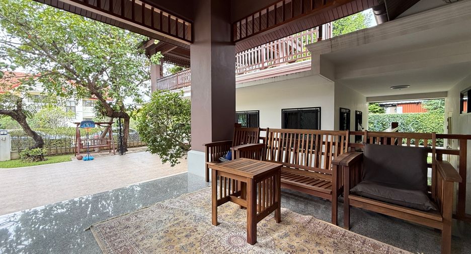 Haus zum Kauf mit 4 Zimmer in San Kamphaeng, Chiang Mai