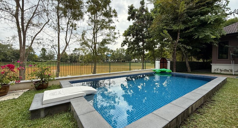 Haus zum Kauf mit 4 Zimmer in San Kamphaeng, Chiang Mai