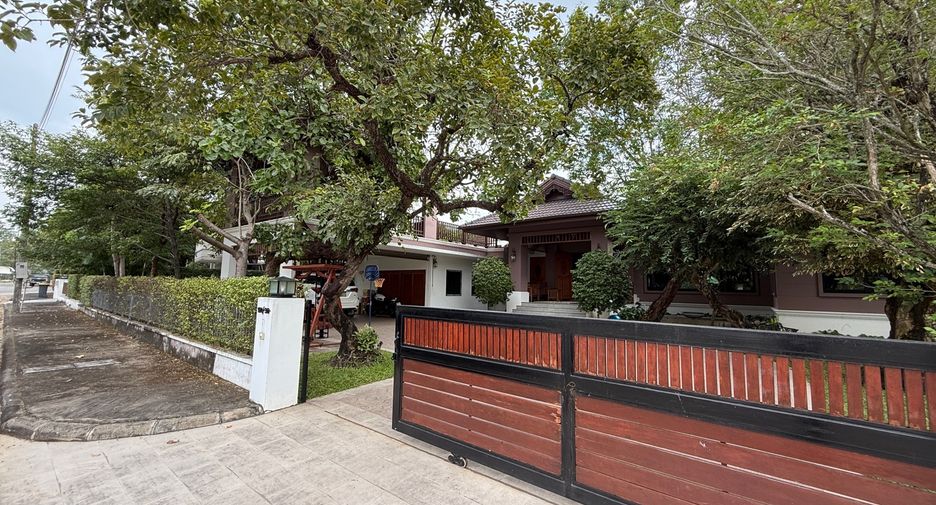 Haus zum Kauf mit 4 Zimmer in San Kamphaeng, Chiang Mai