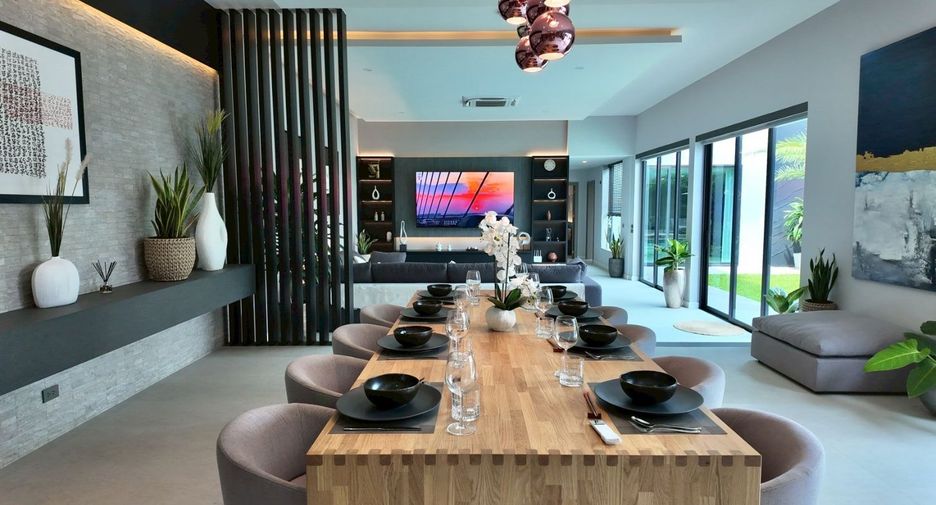 Villa en venta de 5 habitaciones en Bang Lamung, Chonburi