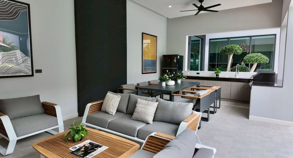Villa en venta de 5 habitaciones en Bang Lamung, Chonburi