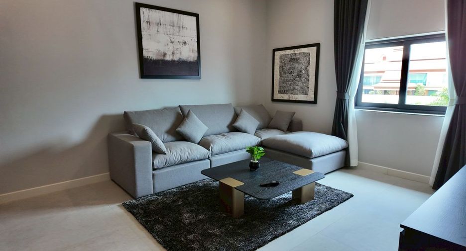 Villa en venta de 5 habitaciones en Bang Lamung, Chonburi