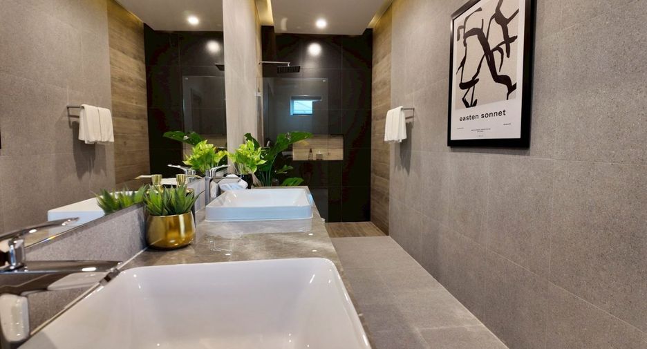 Villa en venta de 5 habitaciones en Bang Lamung, Chonburi