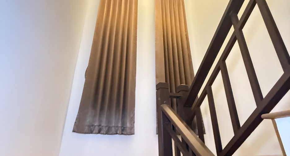For rent 4 bedrooms house in Si Racha, Chonburi