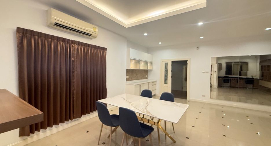 For rent 4 bedrooms house in Si Racha, Chonburi