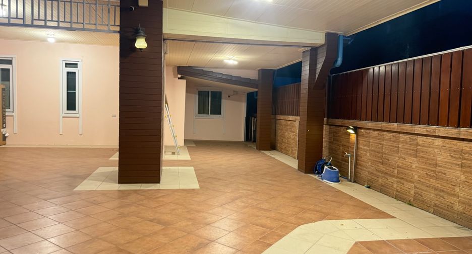 For rent 4 bedrooms house in Si Racha, Chonburi