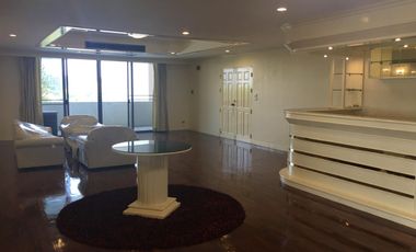 出租 和 出售 5 卧室 公寓 在 Watthana, 曼谷