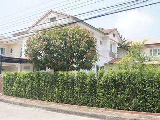 For sale 4 bedrooms house in Mueang Samut Prakan, Samut Prakan