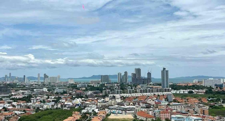 For rent 2 bedrooms condo in Bang Lamung, Chonburi