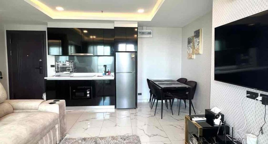 For rent 2 bedrooms condo in Bang Lamung, Chonburi