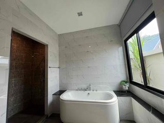 Villa zur Miete mit 4 Zimmer in Bang Lamung, Chonburi
