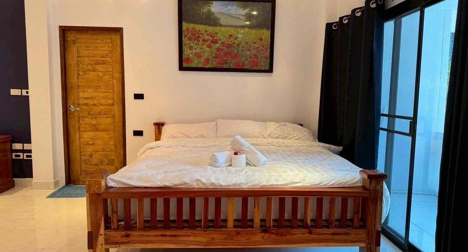 For rent 3 bedrooms villa in Bang Lamung, Chonburi