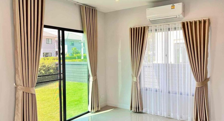 For sale 3 bedrooms house in Lam Luk Ka, Pathum Thani