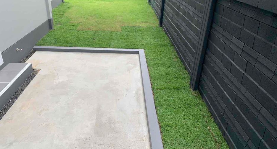 For sale 3 bedrooms house in Lam Luk Ka, Pathum Thani