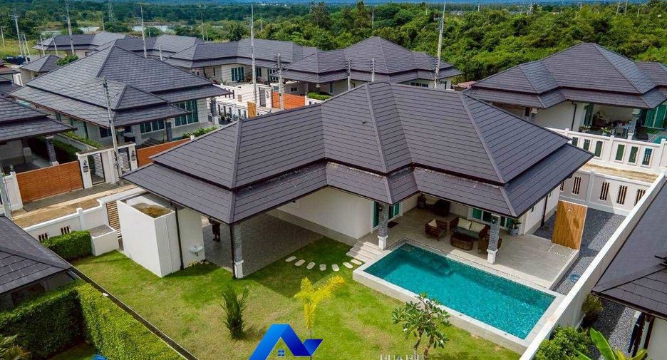 For sale 3 bedrooms villa in Hua Hin, Prachuap Khiri Khan