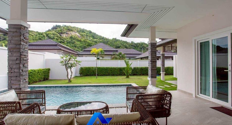 For sale 3 bedrooms villa in Hua Hin, Prachuap Khiri Khan